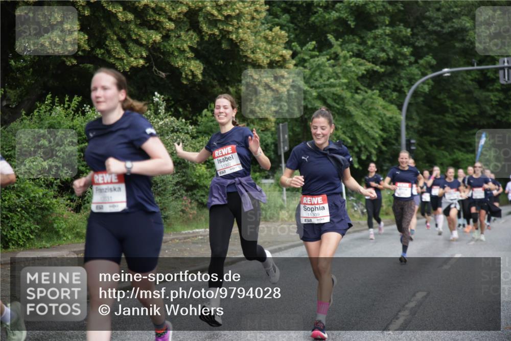 14.06.2026 - REWE Women's Run Jannik Wohlers http://msf.ph/oto/9794028 14.06.2026 09:54:03 Laufen 10031, 11307, 11309 meine-sportfotos.de