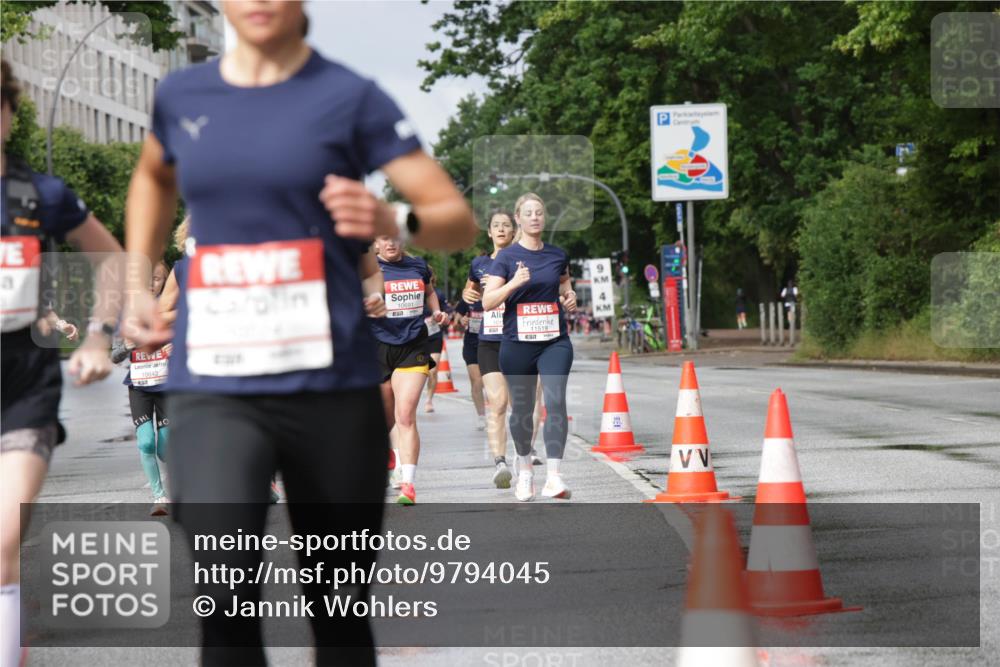 14.06.2026 - REWE Women's Run Jannik Wohlers http://msf.ph/oto/9794045 14.06.2026 09:07:55 Laufen 10642, 10691, 11519 meine-sportfotos.de