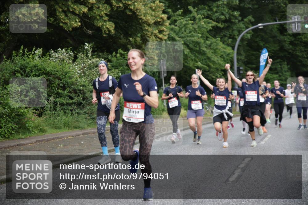 14.06.2026 - REWE Women's Run Jannik Wohlers http://msf.ph/oto/9794051 14.06.2026 09:54:05 Laufen 10895, 657, 30 meine-sportfotos.de