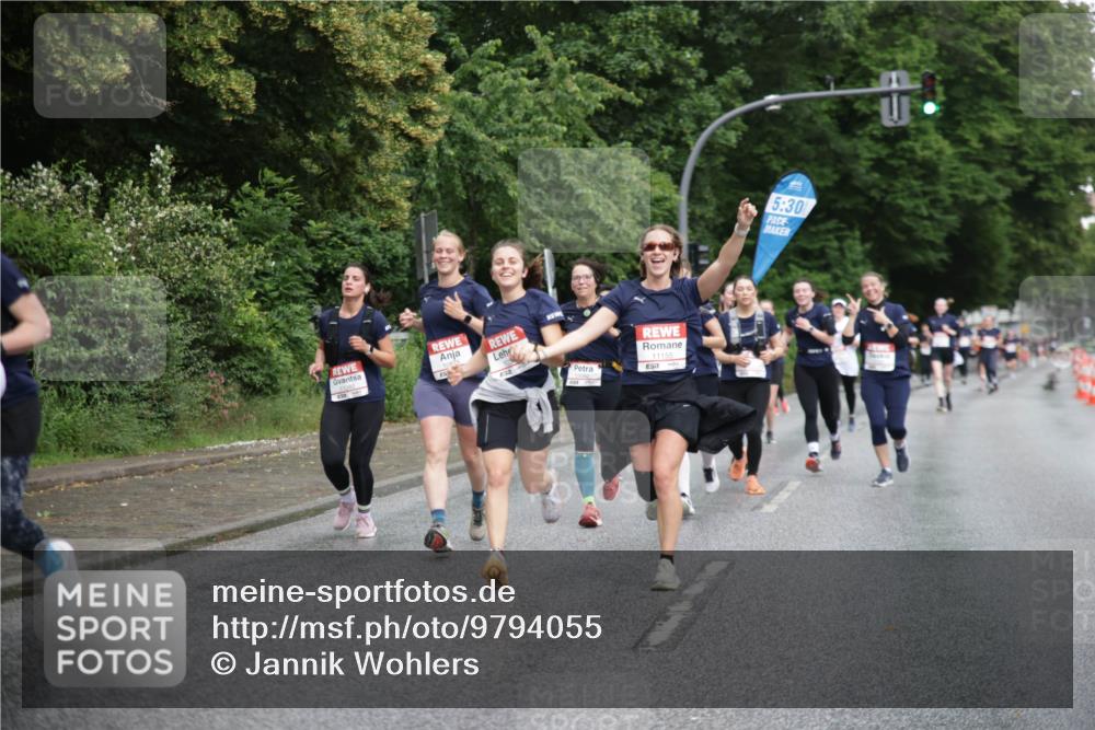 14.06.2026 - REWE Women's Run Jannik Wohlers http://msf.ph/oto/9794055 14.06.2026 09:54:06 Laufen 11382, 11155, 51, 5, 30 meine-sportfotos.de