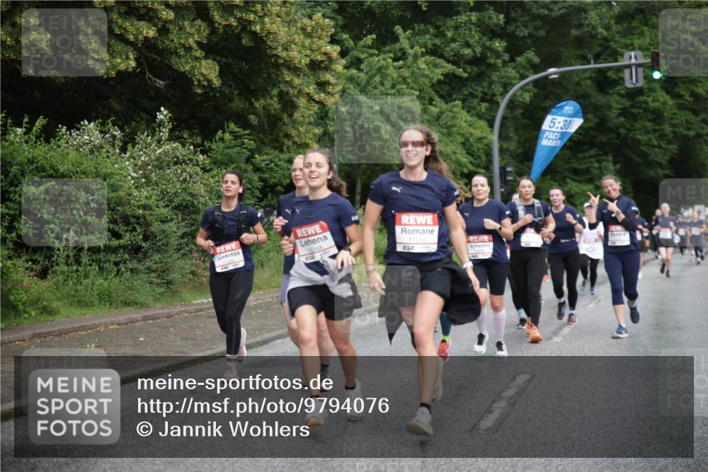 14.06.2026 - REWE Women's Run Jannik Wohlers http://msf.ph/oto/9794076 14.06.2026 09:54:07 Laufen 10344, 7, 11155, 5, 30 meine-sportfotos.de