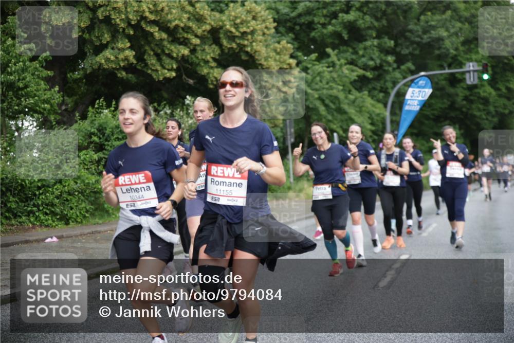 14.06.2026 - REWE Women's Run Jannik Wohlers http://msf.ph/oto/9794084 14.06.2026 09:54:08 Laufen 10344, 11155, 57, 5, 30 meine-sportfotos.de