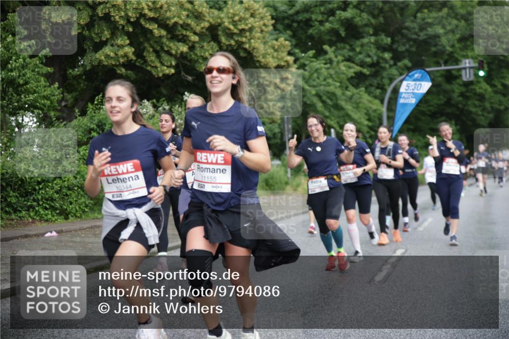 14.06.2026 - REWE Women's Run Jannik Wohlers http://msf.ph/oto/9794086 14.06.2026 09:54:08 Laufen 10344, 11155, 5, 30 meine-sportfotos.de