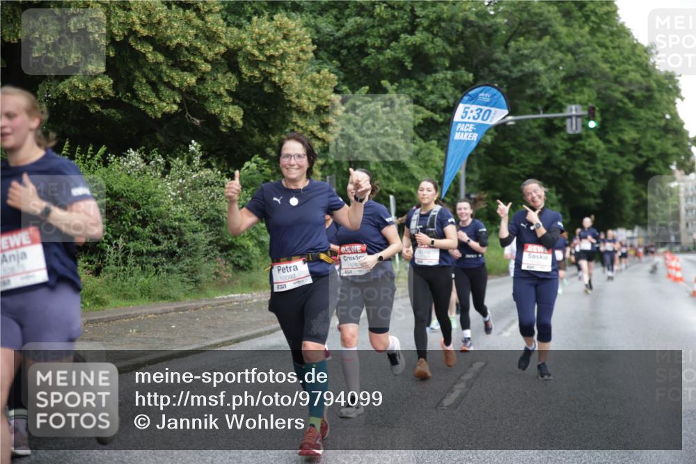 14.06.2026 - REWE Women's Run Jannik Wohlers http://msf.ph/oto/9794099 14.06.2026 09:54:09 Laufen 11240, 11501, 10092, 5, 5, 30 meine-sportfotos.de