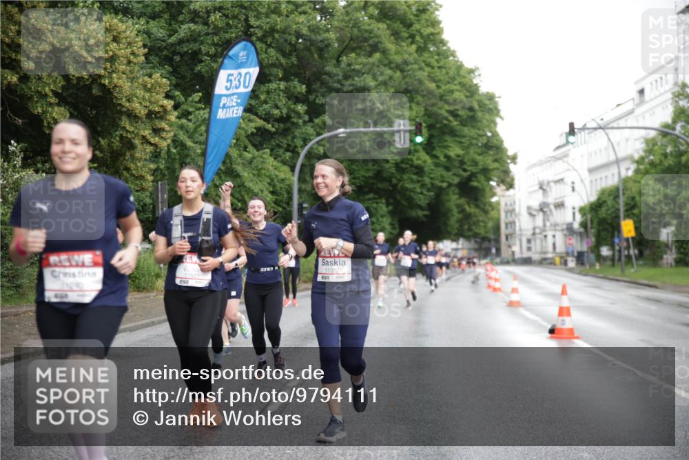 14.06.2026 - REWE Women's Run Jannik Wohlers http://msf.ph/oto/9794111 14.06.2026 09:54:09 Laufen 11240, 11501, 57, 5, 30, 11332, 7 meine-sportfotos.de