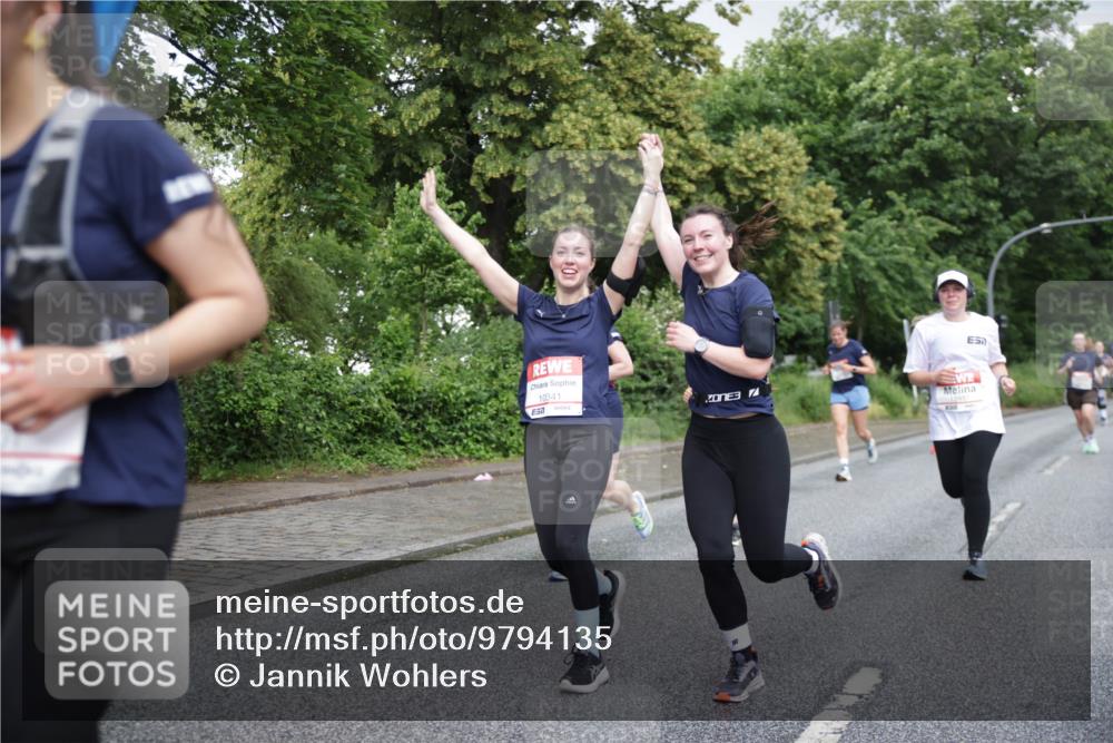 14.06.2026 - REWE Women's Run Jannik Wohlers http://msf.ph/oto/9794135 14.06.2026 09:54:12 Laufen 10341, 37 meine-sportfotos.de