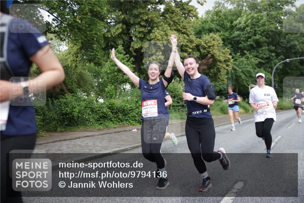 14.06.2026 - REWE Women's Run Jannik Wohlers http://msf.ph/oto/9794136 14.06.2026 09:54:12 Laufen 10341, 37 meine-sportfotos.de