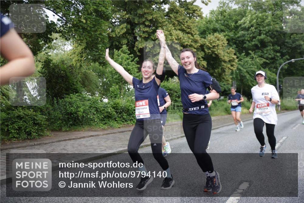 14.06.2026 - REWE Women's Run Jannik Wohlers http://msf.ph/oto/9794140 14.06.2026 09:54:12 Laufen 10841, 37, 10937 meine-sportfotos.de