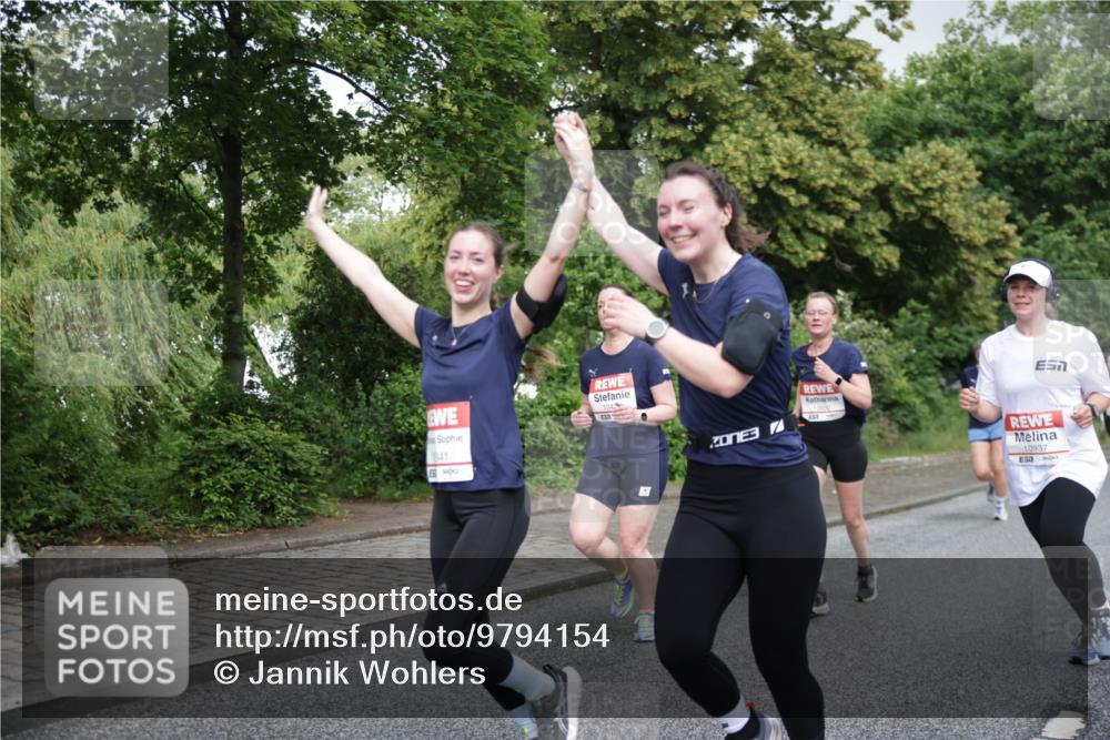 14.06.2026 - REWE Women's Run Jannik Wohlers http://msf.ph/oto/9794154 14.06.2026 09:54:12 Laufen 841, 5, 3, 10937 meine-sportfotos.de