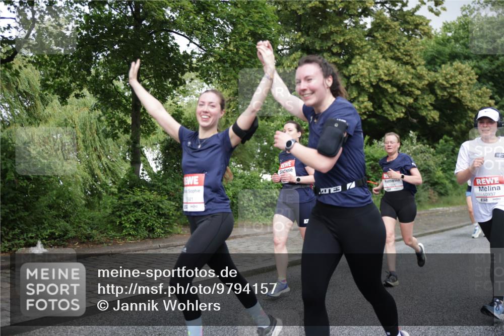 14.06.2026 - REWE Women's Run Jannik Wohlers http://msf.ph/oto/9794157 14.06.2026 09:54:12 Laufen 841, 10680, 10937 meine-sportfotos.de