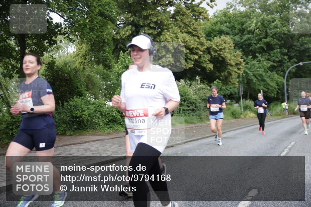 14.06.2026 - REWE Women's Run Jannik Wohlers http://msf.ph/oto/9794168 14.06.2026 09:54:13 Laufen 7, 10937 meine-sportfotos.de