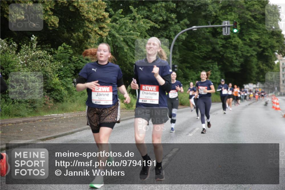14.06.2026 - REWE Women's Run Jannik Wohlers http://msf.ph/oto/9794191 14.06.2026 09:54:15 Laufen 10065, 57, 10070 meine-sportfotos.de
