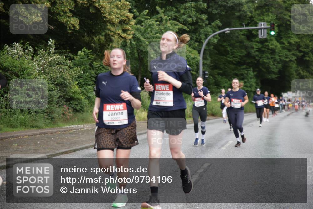 14.06.2026 - REWE Women's Run Jannik Wohlers http://msf.ph/oto/9794196 14.06.2026 09:54:15 Laufen 10065, 57, 10070 meine-sportfotos.de