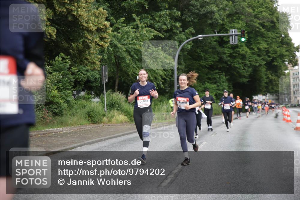 14.06.2026 - REWE Women's Run Jannik Wohlers http://msf.ph/oto/9794202 14.06.2026 09:54:17 Laufen 1046 meine-sportfotos.de