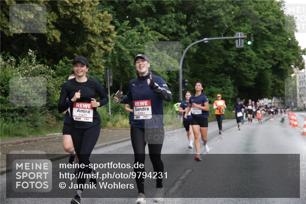 14.06.2026 - REWE Women's Run Jannik Wohlers http://msf.ph/oto/9794231 14.06.2026 09:54:22 Laufen 11477, 7, 10661, 57 meine-sportfotos.de