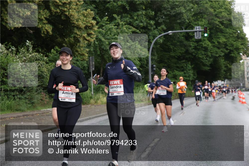 14.06.2026 - REWE Women's Run Jannik Wohlers http://msf.ph/oto/9794233 14.06.2026 09:54:23 Laufen 11477, 10661, 57 meine-sportfotos.de