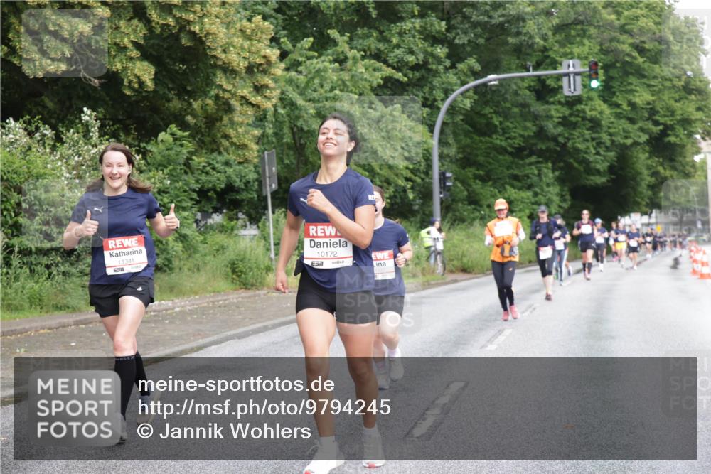 14.06.2026 - REWE Women's Run Jannik Wohlers http://msf.ph/oto/9794245 14.06.2026 09:54:24 Laufen 11341, 10172, 7, 1 meine-sportfotos.de