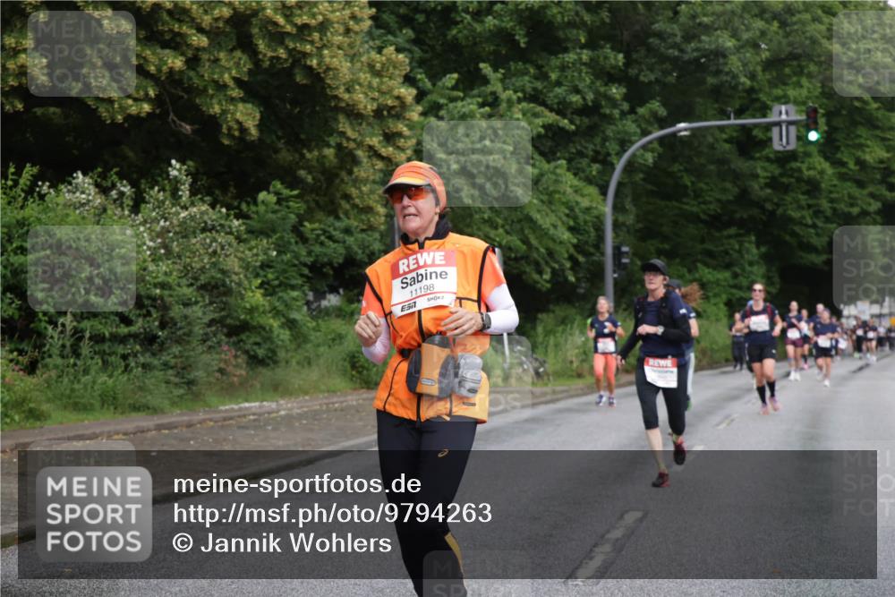 14.06.2026 - REWE Women's Run Jannik Wohlers http://msf.ph/oto/9794263 14.06.2026 09:54:29 Laufen 11198 meine-sportfotos.de