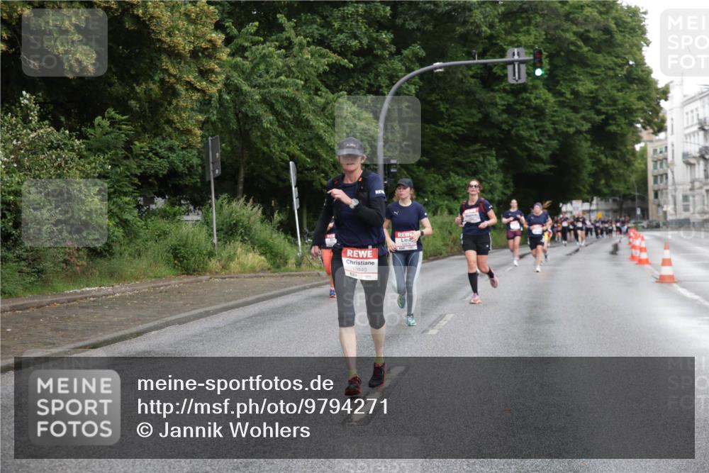 14.06.2026 - REWE Women's Run Jannik Wohlers http://msf.ph/oto/9794271 14.06.2026 09:54:30 Laufen 10940 meine-sportfotos.de