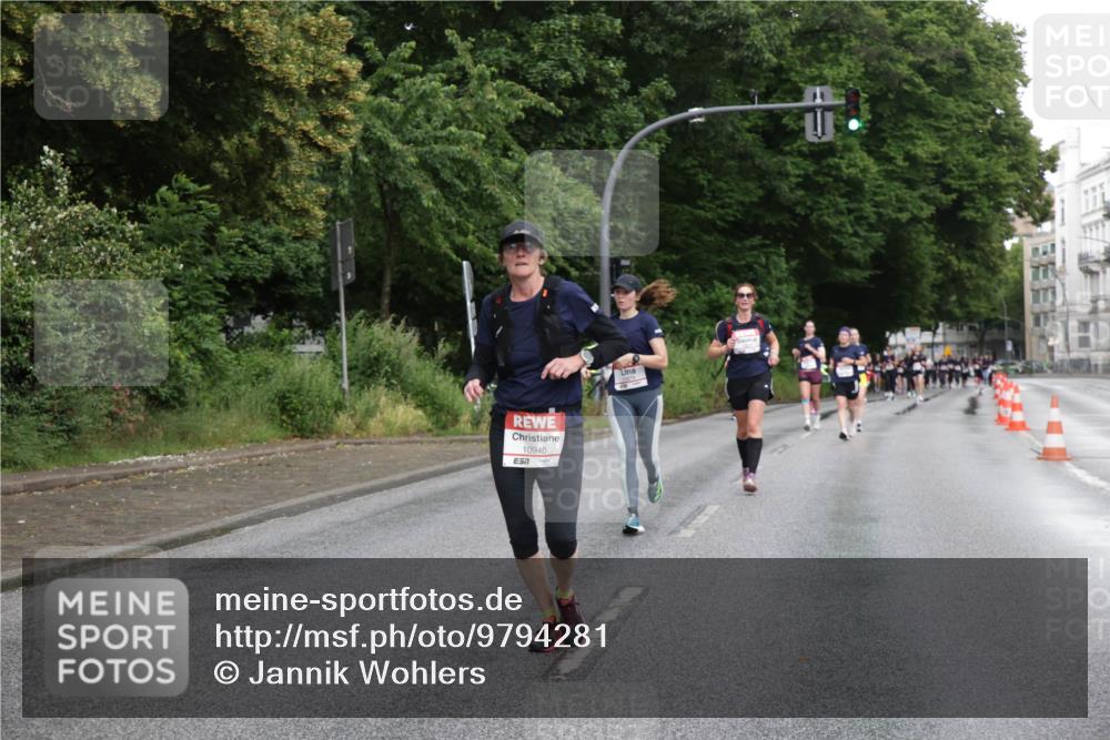 14.06.2026 - REWE Women's Run Jannik Wohlers http://msf.ph/oto/9794281 14.06.2026 09:54:30 Laufen 10940, 7 meine-sportfotos.de