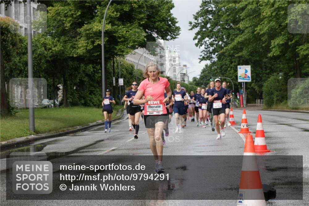 14.06.2026 - REWE Women's Run Jannik Wohlers http://msf.ph/oto/9794291 14.06.2026 09:08:21 Laufen 10914, 57 meine-sportfotos.de