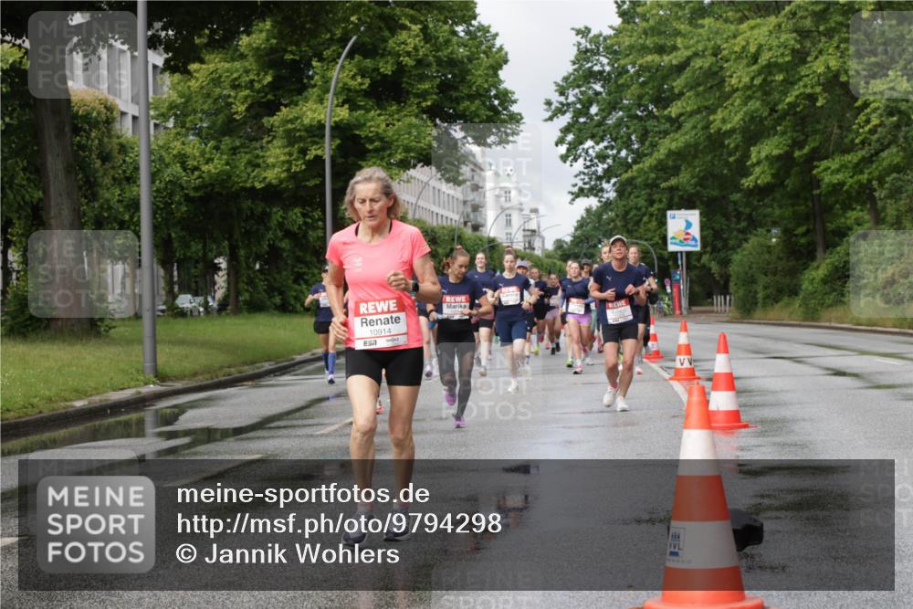 14.06.2026 - REWE Women's Run Jannik Wohlers http://msf.ph/oto/9794298 14.06.2026 09:08:22 Laufen 10914, 7, 302, 22 meine-sportfotos.de