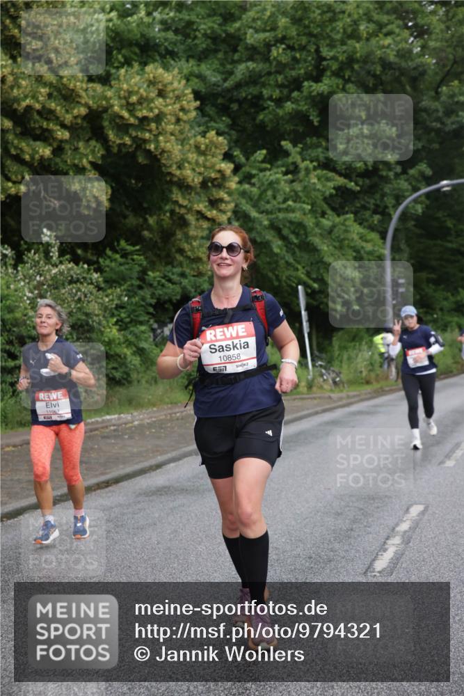14.06.2026 - REWE Women's Run Jannik Wohlers http://msf.ph/oto/9794321 14.06.2026 09:54:34 Laufen 11067, 10858, 7 meine-sportfotos.de