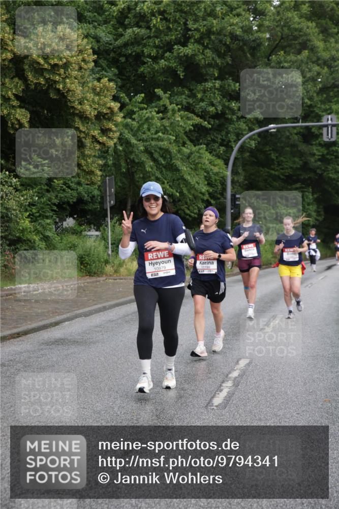14.06.2026 - REWE Women's Run Jannik Wohlers http://msf.ph/oto/9794341 14.06.2026 09:54:37 Laufen 10979, 57, 11199 meine-sportfotos.de