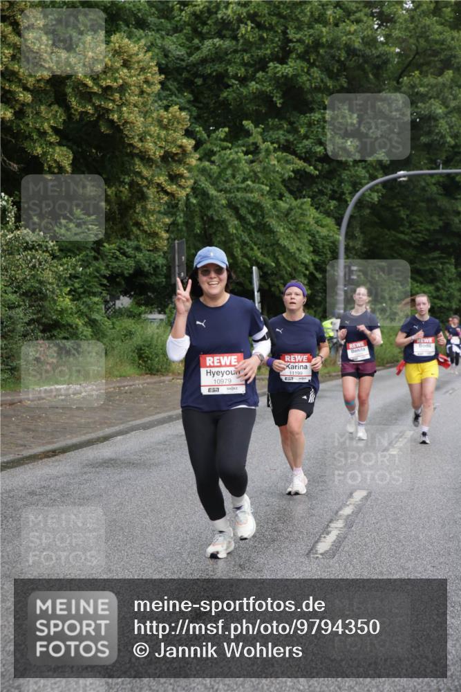 14.06.2026 - REWE Women's Run Jannik Wohlers http://msf.ph/oto/9794350 14.06.2026 09:54:37 Laufen 10979, 7, 11199 meine-sportfotos.de