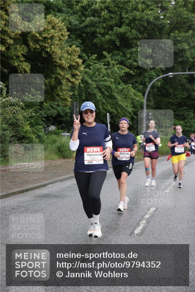 14.06.2026 - REWE Women's Run Jannik Wohlers http://msf.ph/oto/9794352 14.06.2026 09:54:37 Laufen 10979, 57, 11199 meine-sportfotos.de