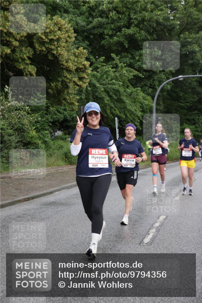 14.06.2026 - REWE Women's Run Jannik Wohlers http://msf.ph/oto/9794356 14.06.2026 09:54:37 Laufen 10979, 7, 11199 meine-sportfotos.de