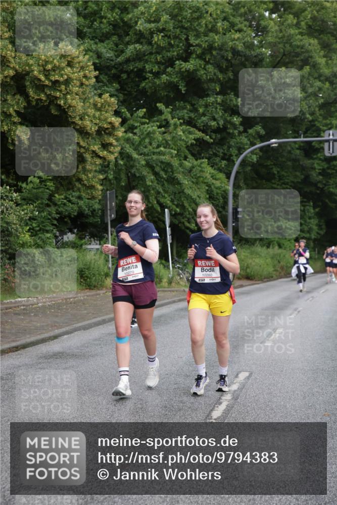 14.06.2026 - REWE Women's Run Jannik Wohlers http://msf.ph/oto/9794383 14.06.2026 09:54:39 Laufen 10279, 10280, 5 meine-sportfotos.de