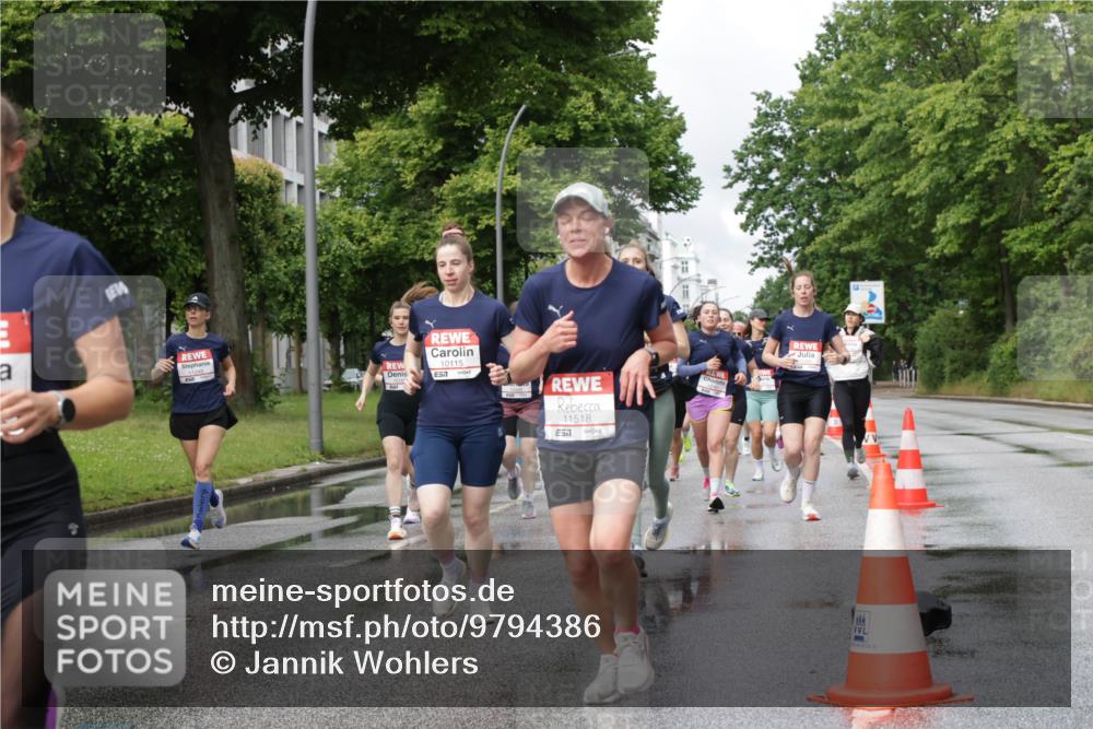 14.06.2026 - REWE Women's Run Jannik Wohlers http://msf.ph/oto/9794386 14.06.2026 09:08:26 Laufen 10115, 57, 11518, 57 meine-sportfotos.de