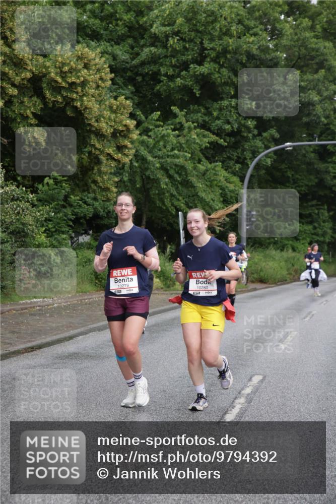 14.06.2026 - REWE Women's Run Jannik Wohlers http://msf.ph/oto/9794392 14.06.2026 09:54:40 Laufen 10279, 7, 10280 meine-sportfotos.de