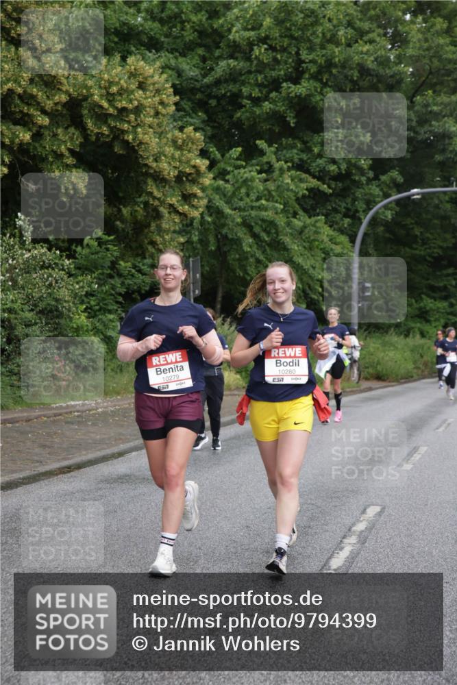 14.06.2026 - REWE Women's Run Jannik Wohlers http://msf.ph/oto/9794399 14.06.2026 09:54:40 Laufen 10279, 10280 meine-sportfotos.de
