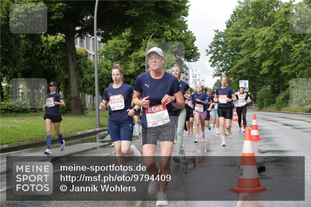14.06.2026 - REWE Women's Run Jannik Wohlers http://msf.ph/oto/9794409 14.06.2026 09:08:27 Laufen 10115, 11518, 7 meine-sportfotos.de