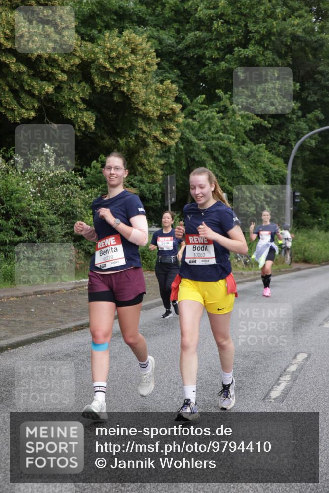 14.06.2026 - REWE Women's Run Jannik Wohlers http://msf.ph/oto/9794410 14.06.2026 09:54:40 Laufen 10279, 10280, 57 meine-sportfotos.de