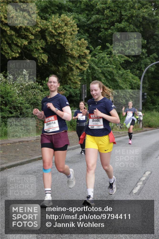 14.06.2026 - REWE Women's Run Jannik Wohlers http://msf.ph/oto/9794411 14.06.2026 09:54:40 Laufen 10279, 7, 10280 meine-sportfotos.de