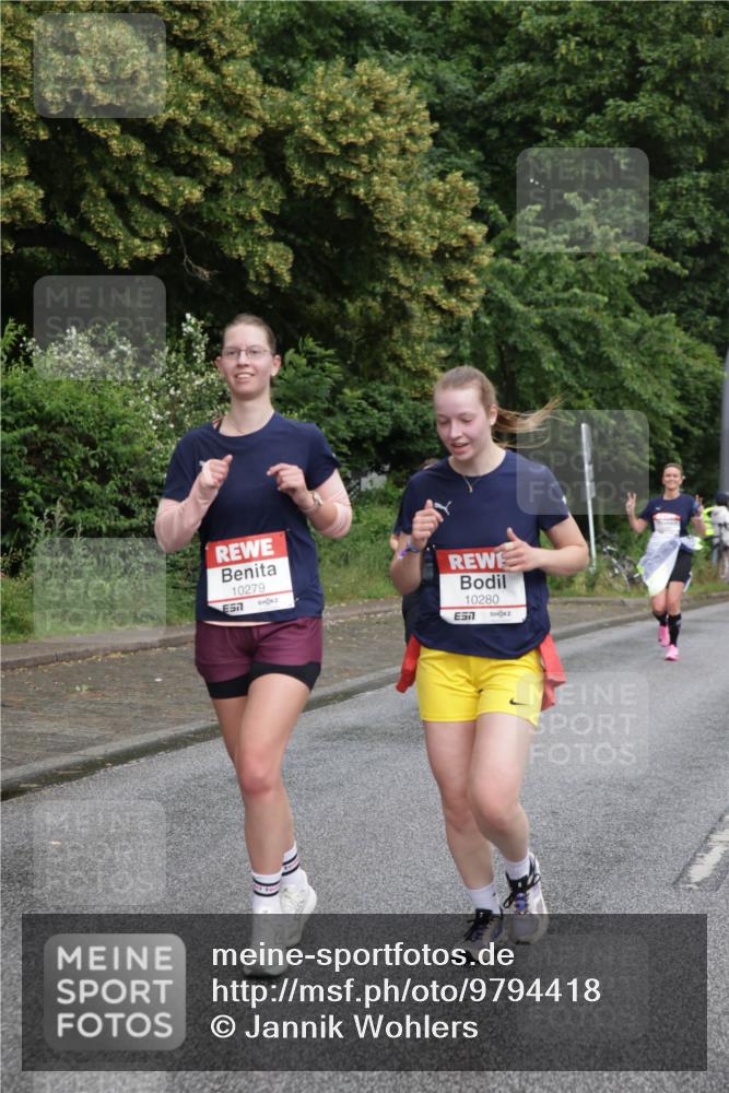 14.06.2026 - REWE Women's Run Jannik Wohlers http://msf.ph/oto/9794418 14.06.2026 09:54:40 Laufen 10279, 10280, 57 meine-sportfotos.de