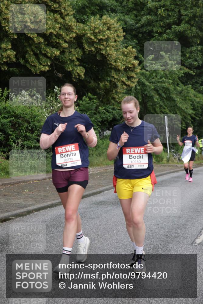 14.06.2026 - REWE Women's Run Jannik Wohlers http://msf.ph/oto/9794420 14.06.2026 09:54:40 Laufen 10279, 57, 10280, 7 meine-sportfotos.de