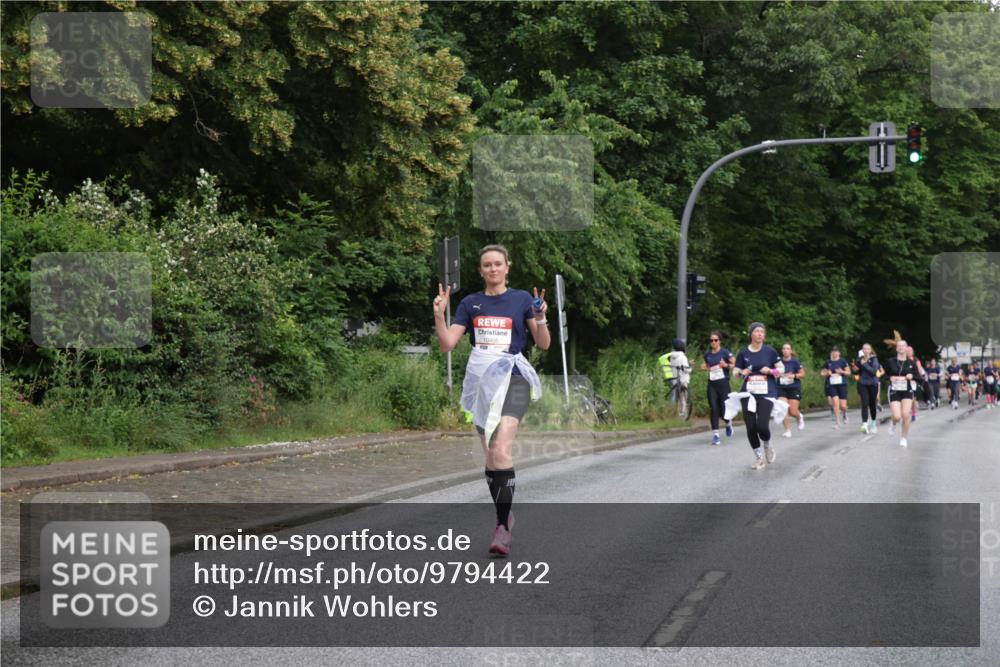 14.06.2026 - REWE Women's Run Jannik Wohlers http://msf.ph/oto/9794422 14.06.2026 09:54:43 Laufen 10405 meine-sportfotos.de