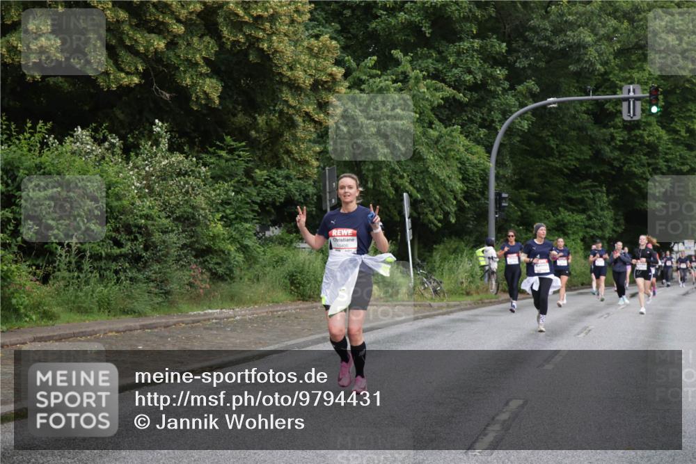 14.06.2026 - REWE Women's Run Jannik Wohlers http://msf.ph/oto/9794431 14.06.2026 09:54:43 Laufen 10405 meine-sportfotos.de