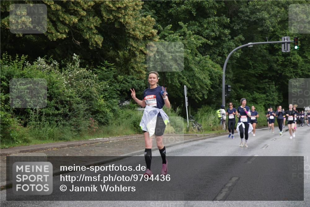 14.06.2026 - REWE Women's Run Jannik Wohlers http://msf.ph/oto/9794436 14.06.2026 09:54:43 Laufen 10405 meine-sportfotos.de