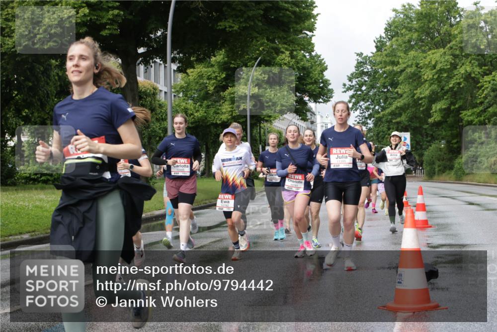 14.06.2026 - REWE Women's Run Jannik Wohlers http://msf.ph/oto/9794442 14.06.2026 09:08:29 Laufen 10465, 10781, 11395, 1184, 0222 meine-sportfotos.de