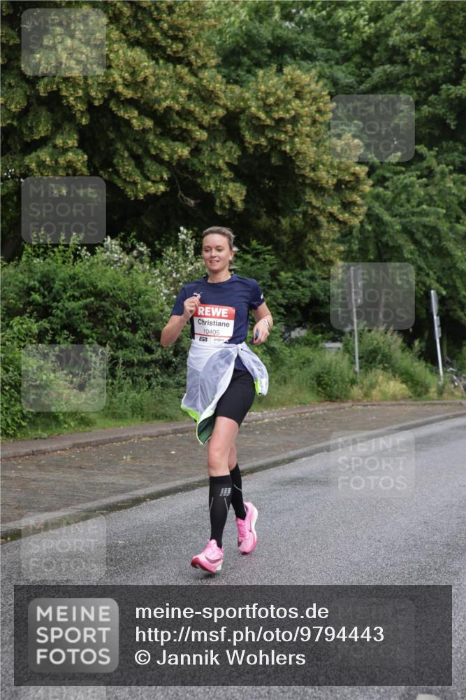 14.06.2026 - REWE Women's Run Jannik Wohlers http://msf.ph/oto/9794443 14.06.2026 09:54:44 Laufen 10405, 651 meine-sportfotos.de