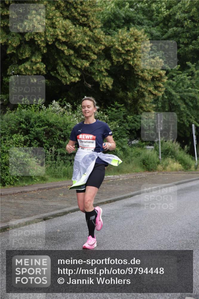 14.06.2026 - REWE Women's Run Jannik Wohlers http://msf.ph/oto/9794448 14.06.2026 09:54:45 Laufen 10405 meine-sportfotos.de