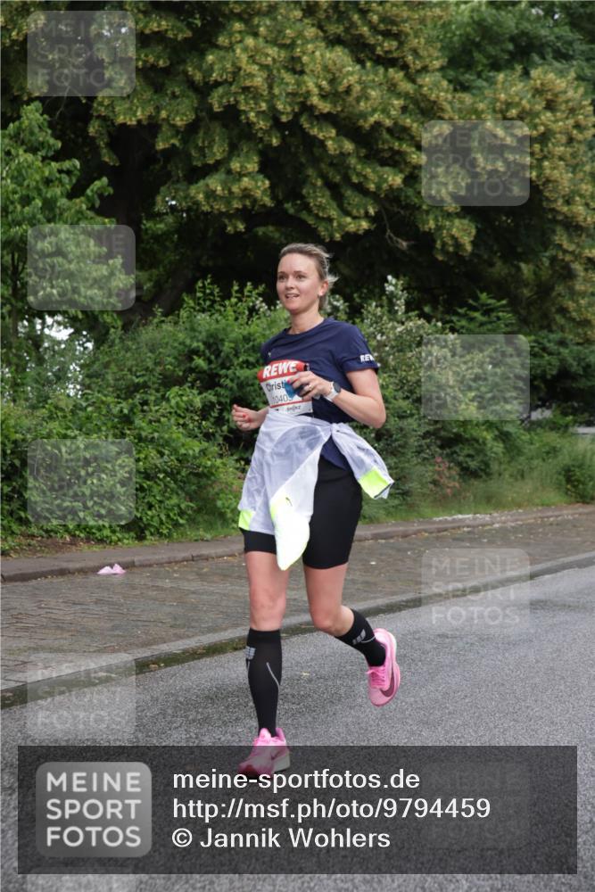 14.06.2026 - REWE Women's Run Jannik Wohlers http://msf.ph/oto/9794459 14.06.2026 09:54:45 Laufen 10405 meine-sportfotos.de