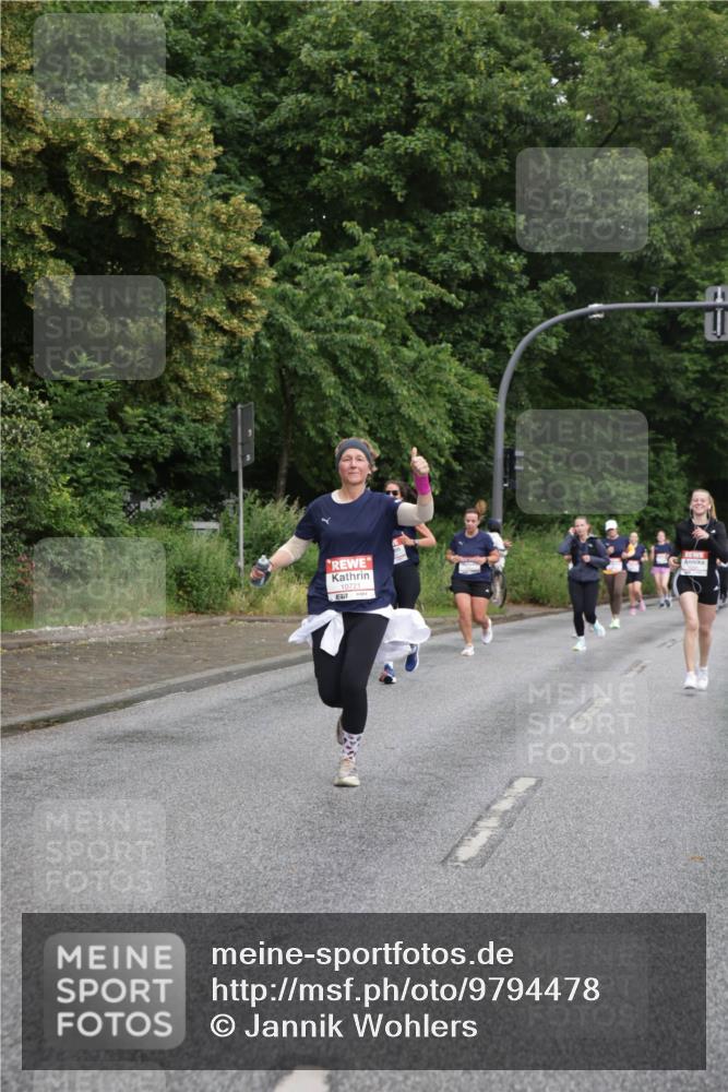 14.06.2026 - REWE Women's Run Jannik Wohlers http://msf.ph/oto/9794478 14.06.2026 09:54:47 Laufen 10721 meine-sportfotos.de