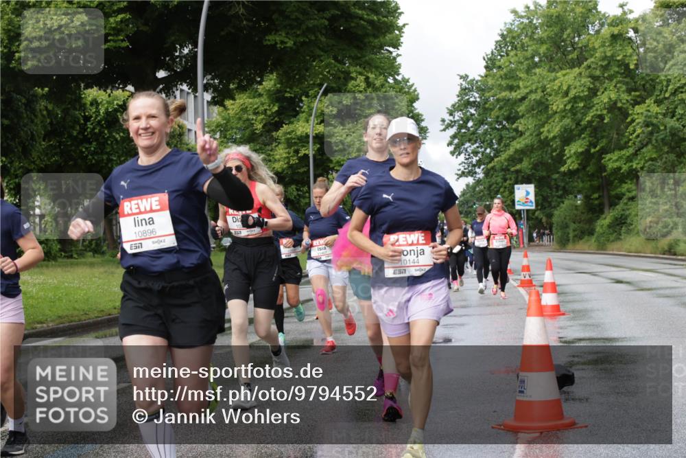 14.06.2026 - REWE Women's Run Jannik Wohlers http://msf.ph/oto/9794552 14.06.2026 09:08:34 Laufen 10896, 7, 10, 7, 11467, 10144, 7, 02, 22 meine-sportfotos.de