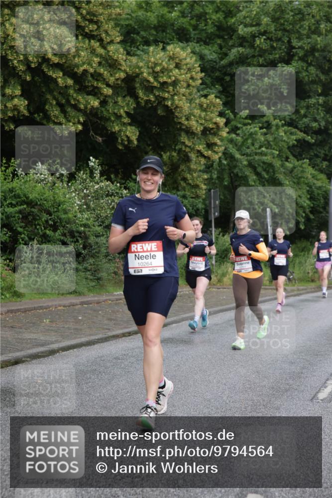 14.06.2026 - REWE Women's Run Jannik Wohlers http://msf.ph/oto/9794564 14.06.2026 09:54:54 Laufen 10264, 7 meine-sportfotos.de